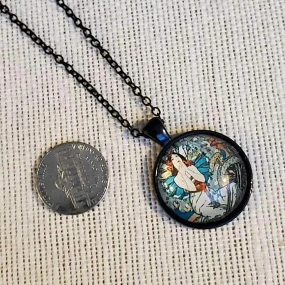 Art Nouveau Alfonse Mucho Woman Painting Necklace - Picture 3 of 3